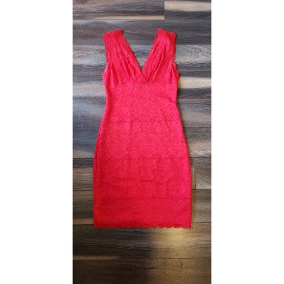 Guess Lace Dress - Picture 1 of 3